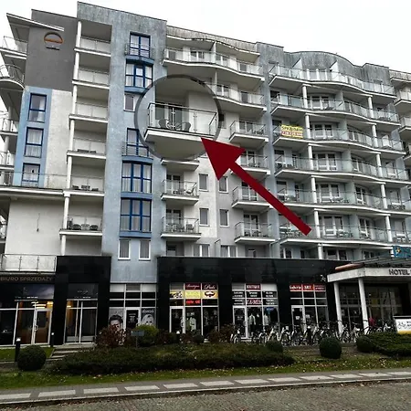 Diva Hotel: Beachside Apartment with Balcony and Spa Amenities Kolobrzeg Exterior photo