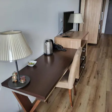 Diva Hotel: Beachside Apartment with Balcony and Spa Amenities Kolobrzeg Exterior photo