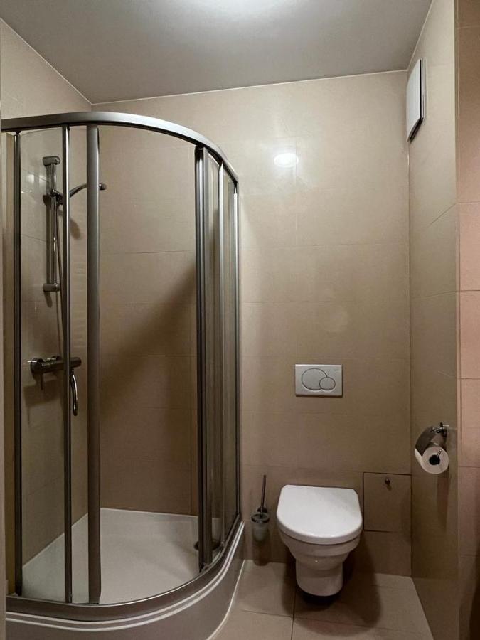 Diva Hotel: Beachside With Balcony And Amenities Apartment