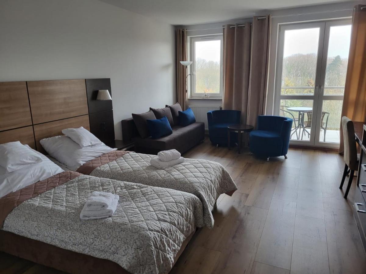 Diva Hotel: Beachside With Balcony And Amenities